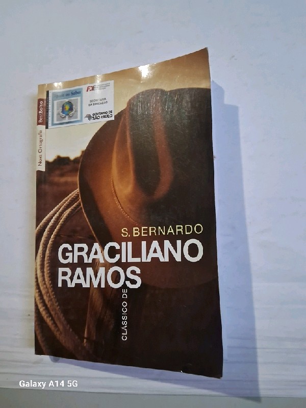 alternative text