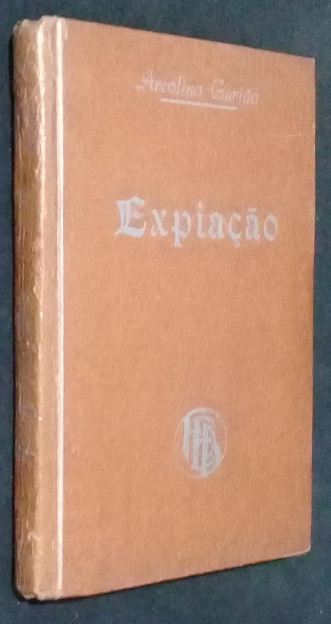 alternative text
