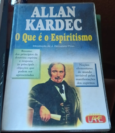 alternative text