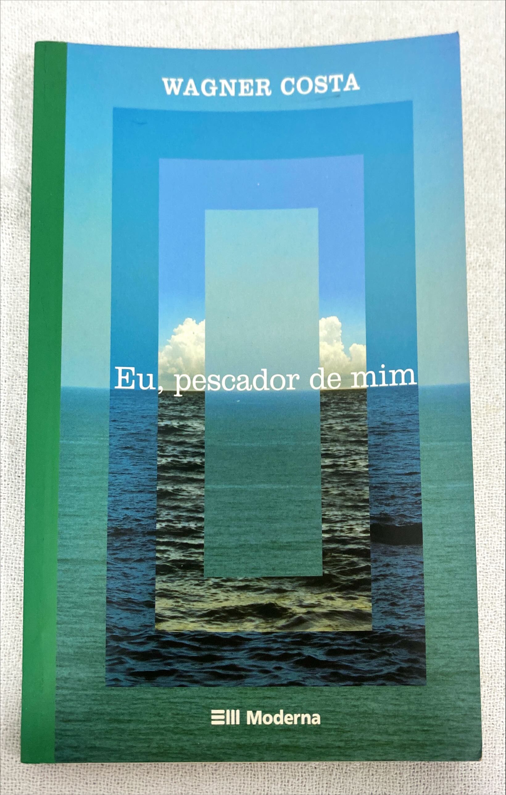 alternative text