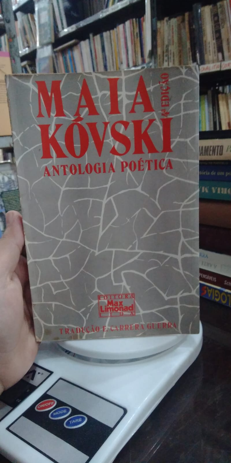 alternative text