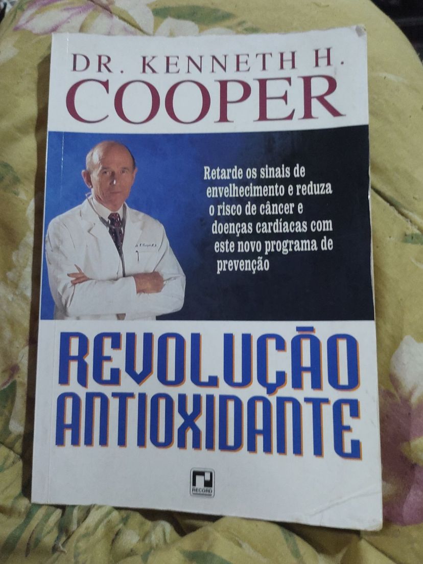 alternative text