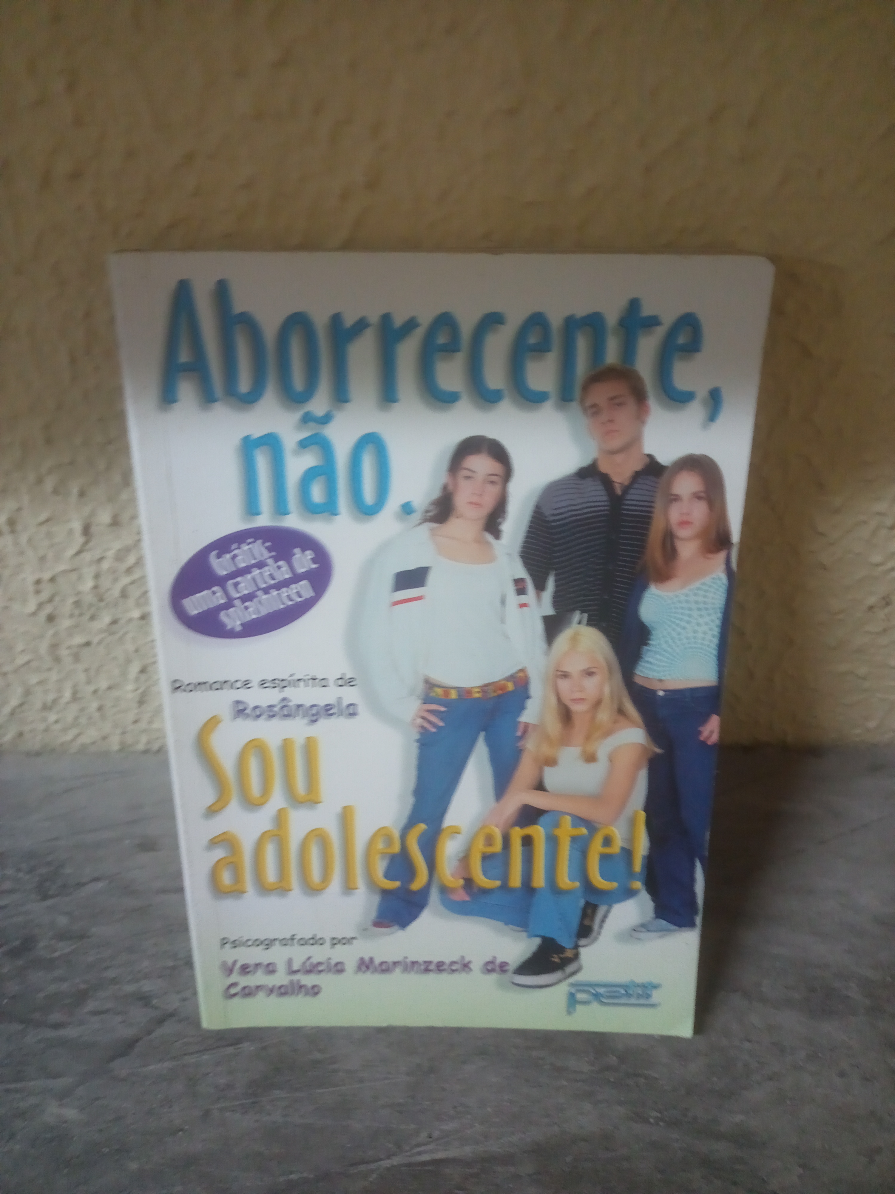 alternative text
