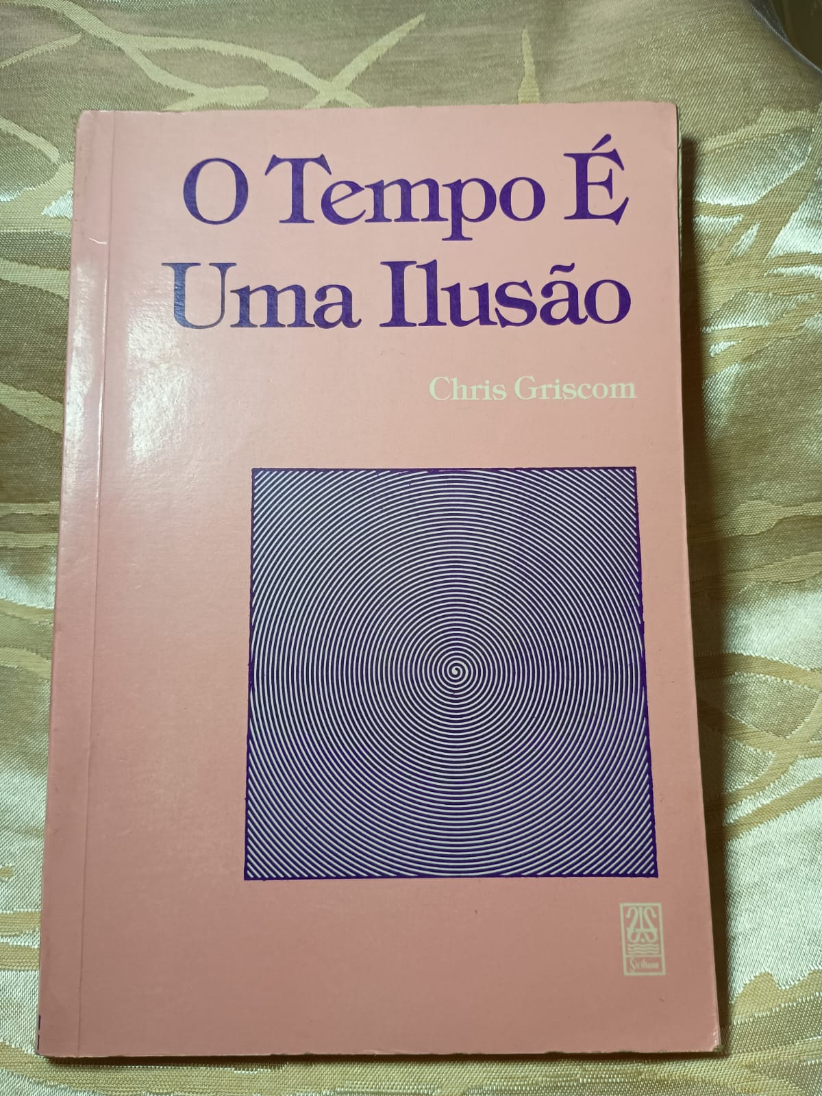 alternative text