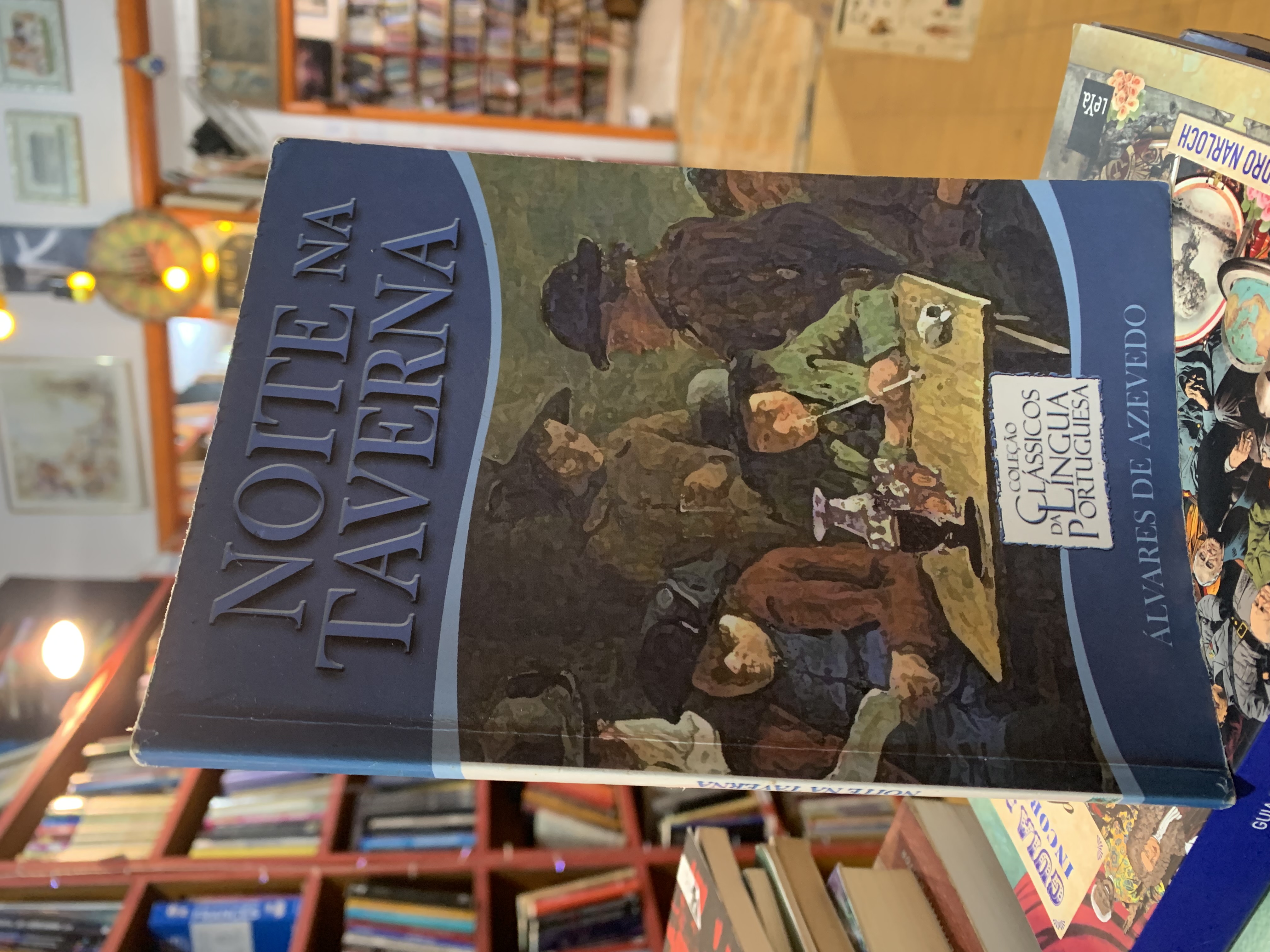 alternative text